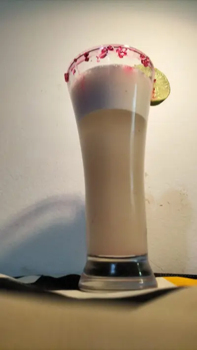 Iced tea latte