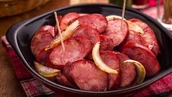 LINGUIÇA CALABRESA NA CACHAÇA