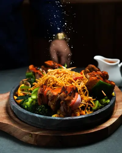 Thai Chili Sizzling Chow mine