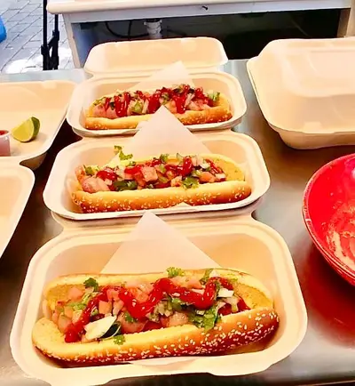 Hot dog (Mexican Style)