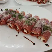 Прошуто з начинкою