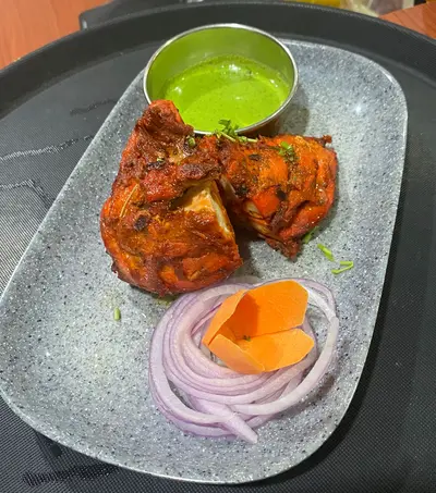 TANDOORI CHICKEN (SPICY)