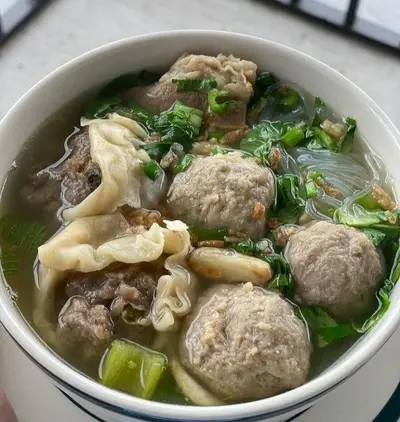 BAKSO URAT PLUS PANGSIT