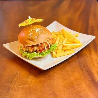 SET 3 CRISPY CHICKEN CHEESE BURGER COMPLETE